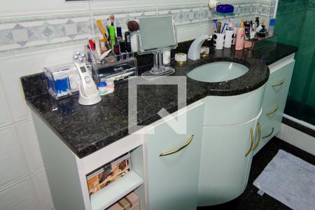 Apartamento à venda com 180m², 3 quartos e 1 vaga Apartamento à venda com 180m², 3 quartos e 1 vagaBanheiro