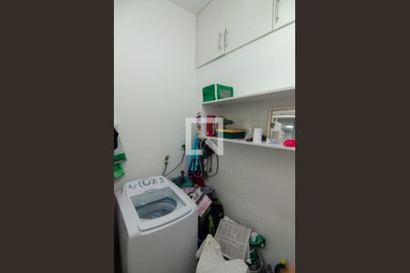 Apartamento à venda com 180m², 3 quartos e 1 vaga Apartamento à venda com 180m², 3 quartos e 1 vagaQuarto de Serviço