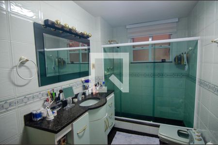 Apartamento à venda com 180m², 3 quartos e 1 vaga Apartamento à venda com 180m², 3 quartos e 1 vagaBanheiro