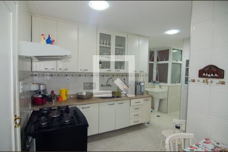 Apartamento à venda com 180m², 3 quartos e 1 vaga Apartamento à venda com 180m², 3 quartos e 1 vagaCozinha