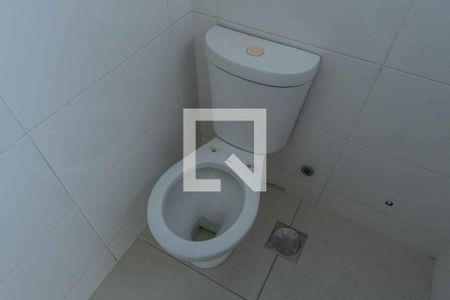 Apartamento à venda com 61m², 2 quartos e 1 vaga Apartamento à venda com 61m², 2 quartos e 1 vagaBanheiro