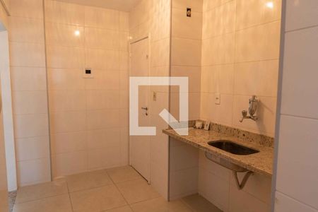 Apartamento à venda com 61m², 2 quartos e 1 vaga Apartamento à venda com 61m², 2 quartos e 1 vagaCozinha e Área de Serviço