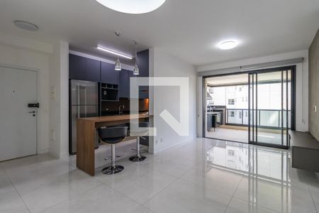 Sala de apartamento à venda com 3 quartos, 112m² em Empresarial 18 do Forte, Barueri