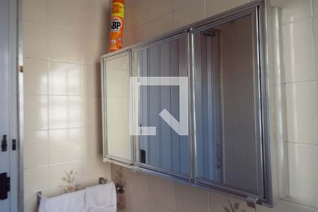 Casa à venda com 200m², 5 quartos e 2 vagas Casa à venda com 200m², 5 quartos e 2 vagasBanheiro 1