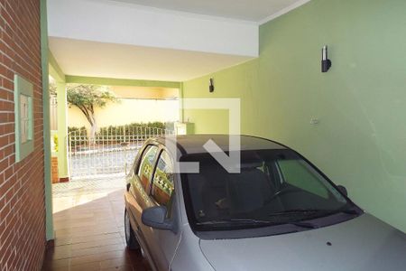 Casa à venda com 200m², 5 quartos e 2 vagas Casa à venda com 200m², 5 quartos e 2 vagasGaragem