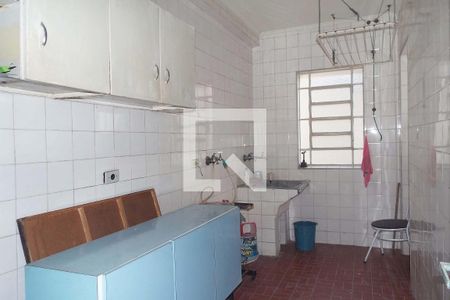 Casa à venda com 200m², 5 quartos e 2 vagas Casa à venda com 200m², 5 quartos e 2 vagasÁrea de Serviço 2