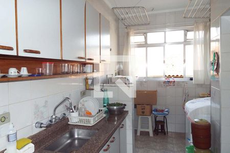 Casa à venda com 200m², 5 quartos e 2 vagas Casa à venda com 200m², 5 quartos e 2 vagasCozinha