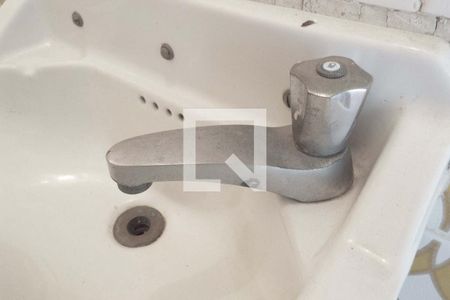 Casa à venda com 200m², 5 quartos e 2 vagas Casa à venda com 200m², 5 quartos e 2 vagasBanheiro 3