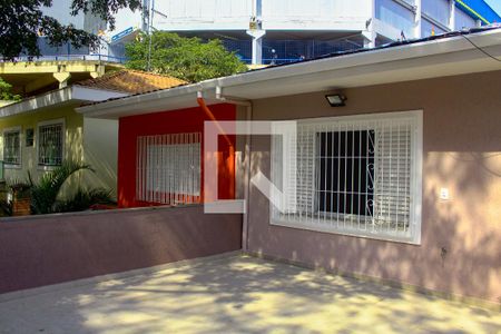 Casa para alugar com 180m², 3 quartos e 2 vagasSacada Principal
