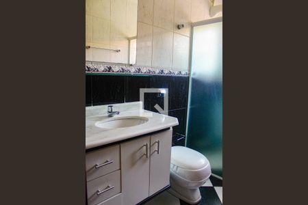 Casa para alugar com 180m², 3 quartos e 2 vagasBanheiro