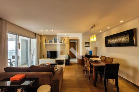 Sala de Estar/Jantar de apartamento para alugar com 3 quartos, 114m² em Vila Gumercindo, São Paulo