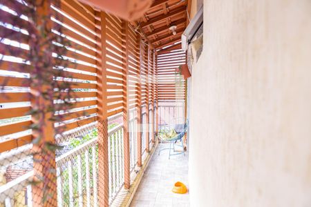 Casa à venda com 107m², 2 quartos e 2 vagasvaranda