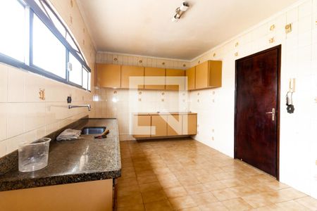 Casa à venda com 200m², 4 quartos e 2 vagasCozinha