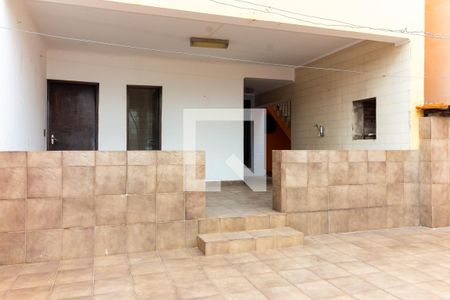 Casa à venda com 200m², 4 quartos e 2 vagasQuintal