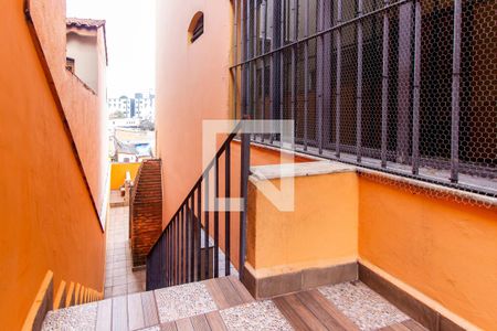 Casa à venda com 200m², 4 quartos e 2 vagasEscadaria Lateral