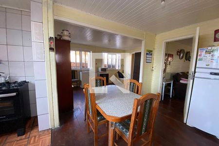 Casa à venda com 150000m², 4 quartos e 2 vagasCozinha