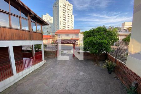 Casa à venda com 150000m², 4 quartos e 2 vagasÁrea Externa