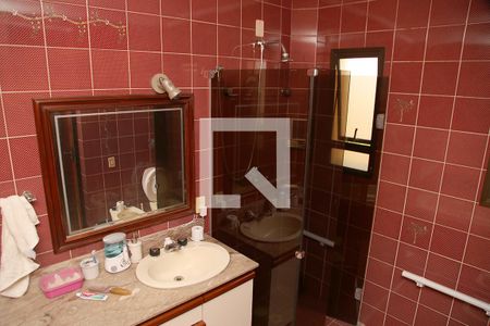 Casa à venda com 267m², 4 quartos e 2 vagasBanheiro da Suíte