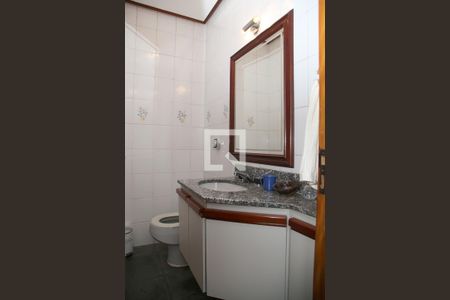 Casa à venda com 267m², 4 quartos e 2 vagasBanheiro - Social