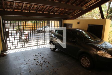 Casa à venda com 267m², 4 quartos e 2 vagasGaragem