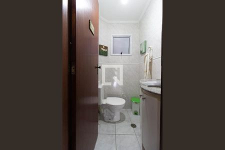 Casa à venda com 120m², 2 quartos e 1 vaga Casa à venda com 120m², 2 quartos e 1 vagaBanheiro