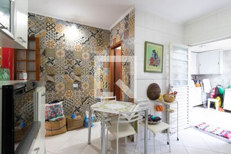 Casa à venda com 120m², 2 quartos e 1 vaga Casa à venda com 120m², 2 quartos e 1 vagaCozinha