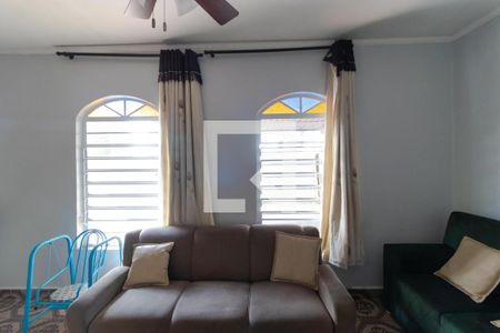 Sala de casa de condomínio à venda com 4 quartos, 285m² em Fazenda Santa Cândida, Campinas