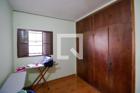 Casa de condomínio à venda com 285m², 4 quartos e 5 vagasQuarto 01