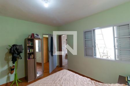 Casa de condomínio à venda com 285m², 4 quartos e 5 vagasSuíte 02