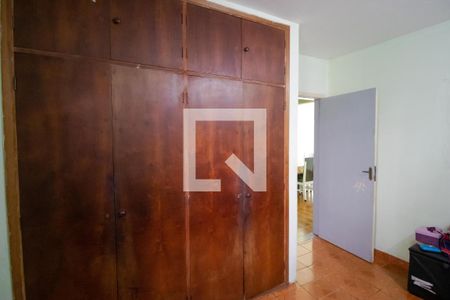 Casa de condomínio à venda com 285m², 4 quartos e 5 vagasQuarto 01