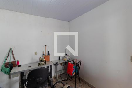 Casa de condomínio à venda com 285m², 4 quartos e 5 vagasQuarto de Serviço