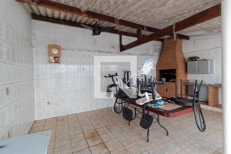 Casa de condomínio à venda com 285m², 4 quartos e 5 vagasChurrasqueira