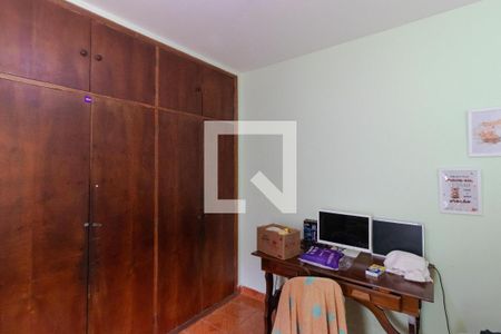 Casa de condomínio à venda com 285m², 4 quartos e 5 vagasQuarto 02