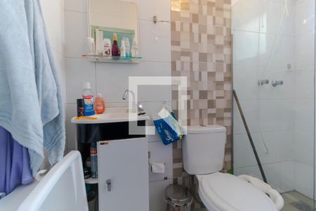 Casa de condomínio à venda com 285m², 4 quartos e 5 vagasBanheiro da Suíte 01