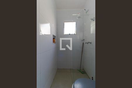 Casa de condomínio à venda com 285m², 4 quartos e 5 vagasBanheiro