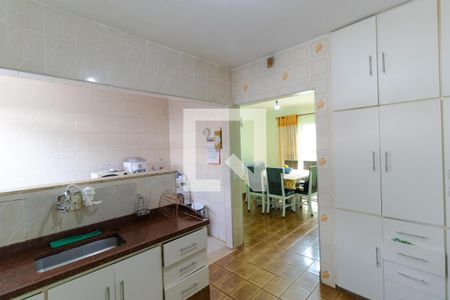 Casa de condomínio à venda com 285m², 4 quartos e 5 vagasCozinha