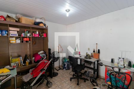 Casa de condomínio à venda com 285m², 4 quartos e 5 vagasQuarto de Serviço