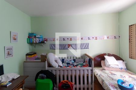 Casa de condomínio à venda com 285m², 4 quartos e 5 vagasQuarto 02