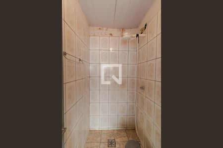 Casa de condomínio à venda com 285m², 4 quartos e 5 vagasBanheiro de Serviço