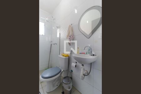 Casa de condomínio à venda com 285m², 4 quartos e 5 vagasBanheiro