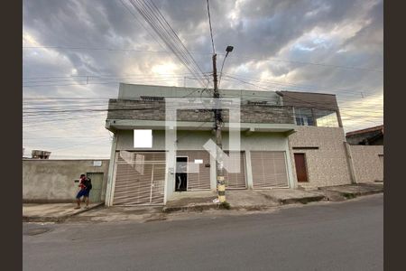 Apartamento à venda com 100m², 3 quartos e 2 vagas Apartamento à venda com 100m², 3 quartos e 2 vagasFachada