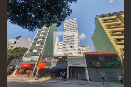 Apartamento à venda com 52m², 2 quartos e sem vaga Apartamento à venda com 52m², 2 quartos e sem vagaFachada
