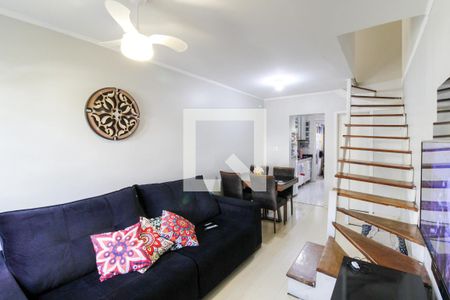 Sala de casa de condomínio à venda com 2 quartos, 88m² em Rio Branco, Canoas