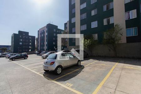 Apartamento à venda com 47m², 3 quartos e 1 vaga Apartamento à venda com 47m², 3 quartos e 1 vagaEstacionamento