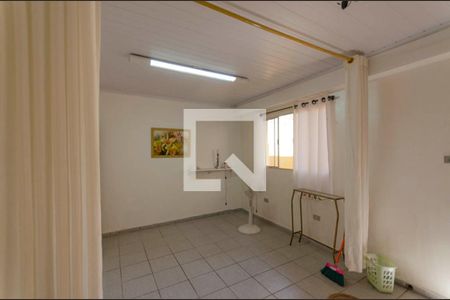 Casa à venda com 150m², 4 quartos e 2 vagasQuarto Externo