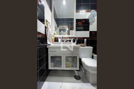 Apartamento à venda com 90m², 3 quartos e 1 vaga Apartamento à venda com 90m², 3 quartos e 1 vagaBanheiro da Suíte