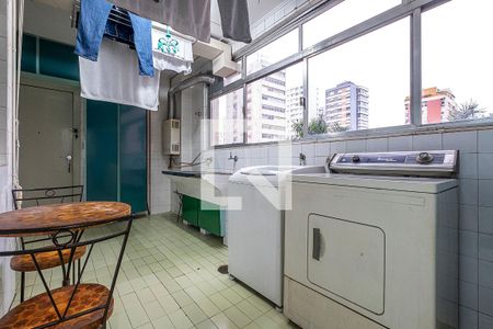 Apartamento à venda com 234m², 3 quartos e 1 vaga Apartamento à venda com 234m², 3 quartos e 1 vagaÁrea de Serviço