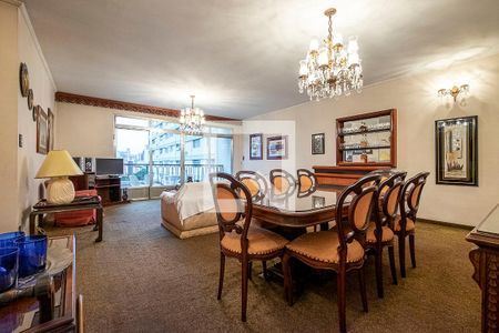 Apartamento à venda com 234m², 3 quartos e 1 vaga Apartamento à venda com 234m², 3 quartos e 1 vagaSala