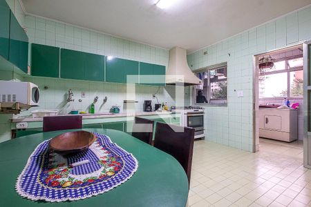 Apartamento à venda com 234m², 3 quartos e 1 vaga Apartamento à venda com 234m², 3 quartos e 1 vagaCozinha