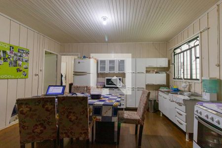Cozinha de casa para alugar com 3 quartos, 80m² em Lindóia, Curitiba